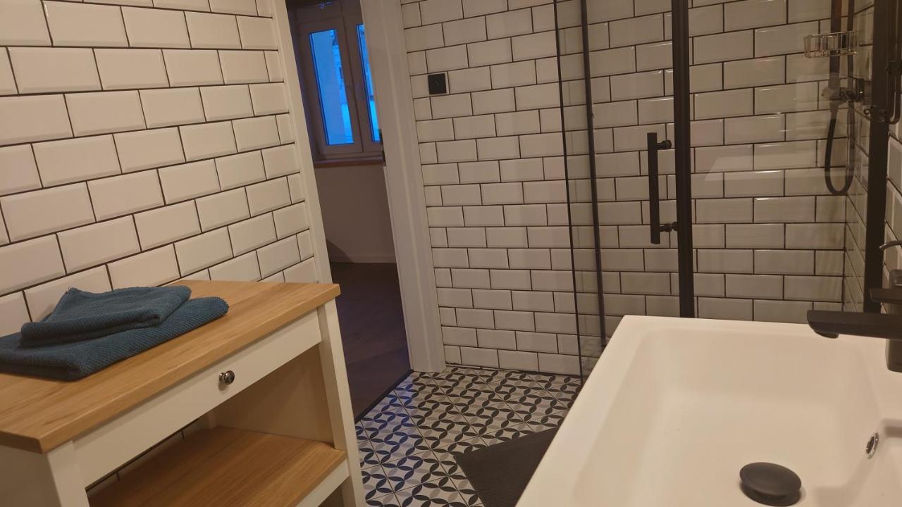 Apartamenty Stonehenge Sosnowiec Ngoại thất bức ảnh