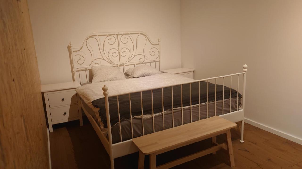 Apartamenty Stonehenge Sosnowiec Ngoại thất bức ảnh